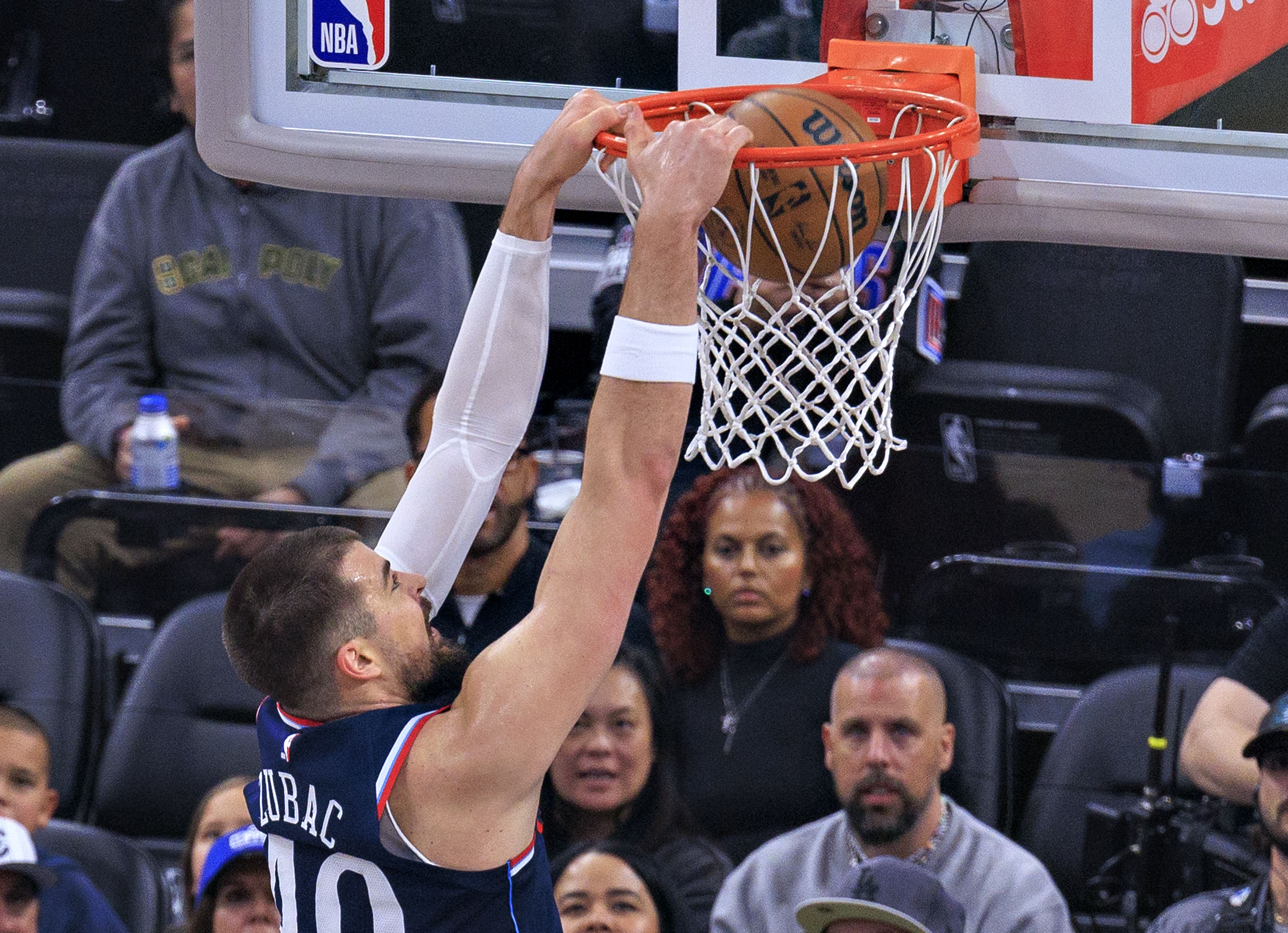 快船此前拒绝绿军对祖巴茨报价:安芬尼·西蒙斯+1首轮+1互换